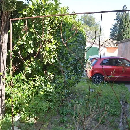 Sivan Sejour Arlesien 2 A 6 Personnes Wifi Climatisation Parking 아파트