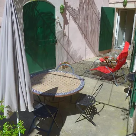 Sivan Sejour Arlesien 2 A 6 Personnes Wifi Climatisation Parking * Arles